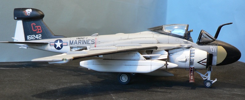 [Italeri] Grumman EA-6A Intruder 1-714