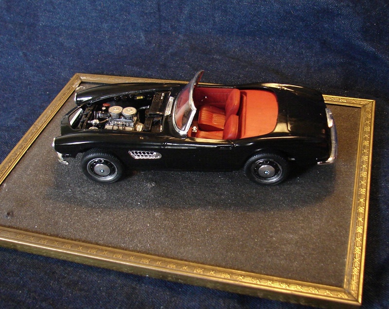 "cheveux au vent" (BMW 507 cabriolet Revell 1/24) Dsc01061