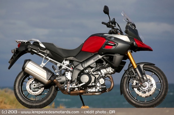 V STROM 1000 en attente concessionaire 00420