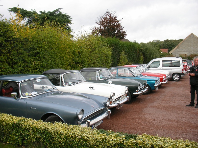 les Rendez-vous de la Reine accueille les Rootes (Sunbeam Hillman Humber Singer) le Dimanche 20 octobre 2013 Sany0010