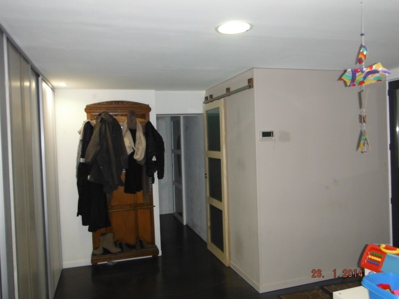 [giansyl] Suite du relooking de mon hall, vestiaire repeint - Page 4 336