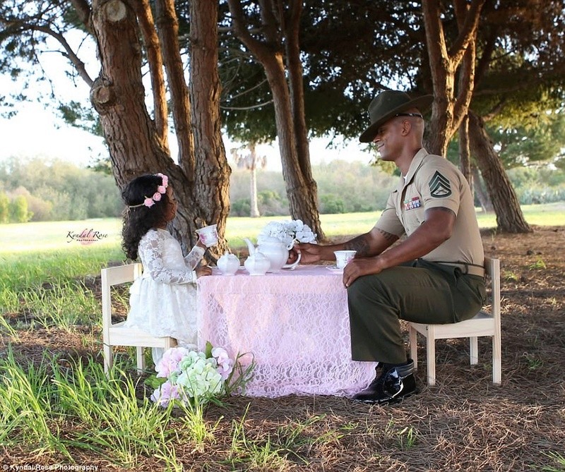 Incredible photographs of father and daughter tea party 3f5a5e15