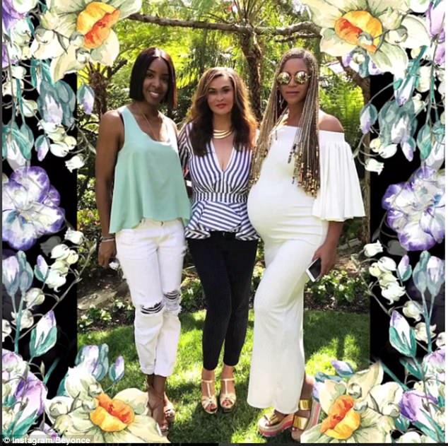Superstar beyonce releases new baby bump pics 3f85c517