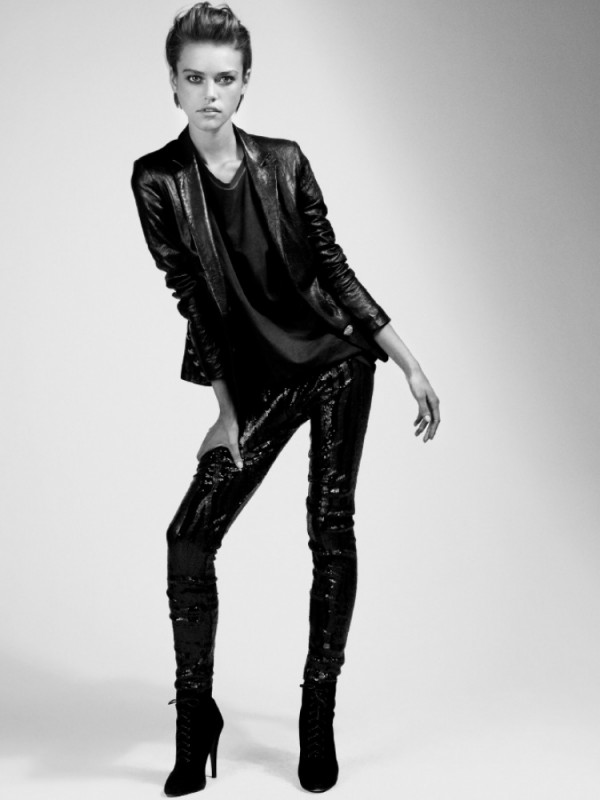 Supermodel Daria Plegennkule's incredible and stiking black and white pics Stylis20