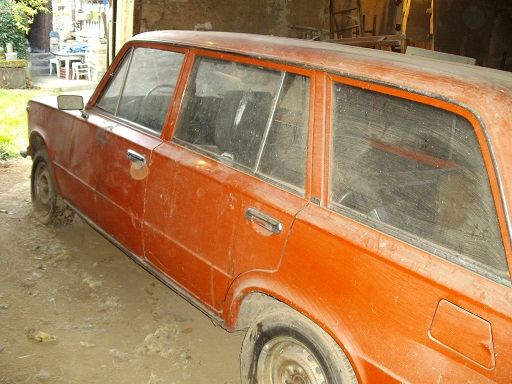 Vente d'une Lada Break de 1983 à remettre en état... Imgp4110