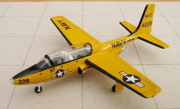 TT-1 Pinto "US Navy Jet Trainer" [Special Hobby 1/72] Img_1610