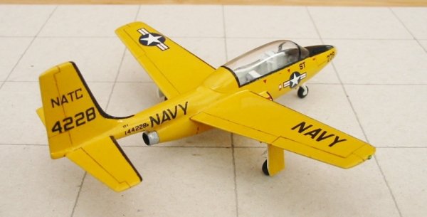 TT-1 Pinto "US Navy Jet Trainer" Img_1613