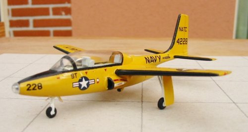 TT-1 Pinto "US Navy Jet Trainer" Img_1615