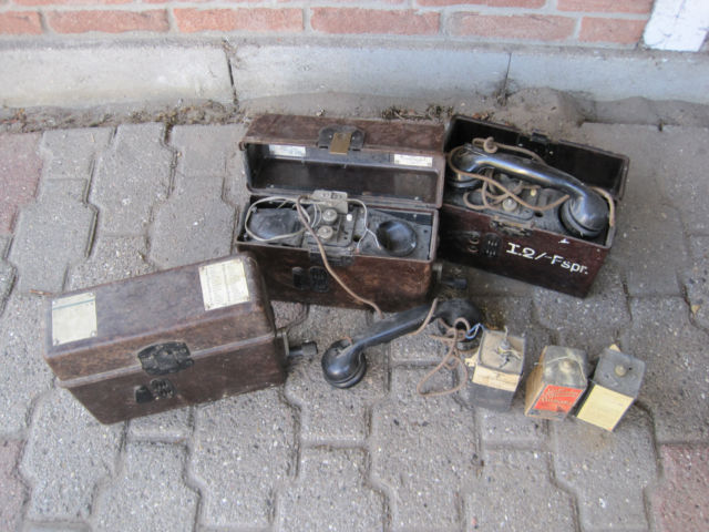 Telephones + Batteries Allemand WWII T2ec1610