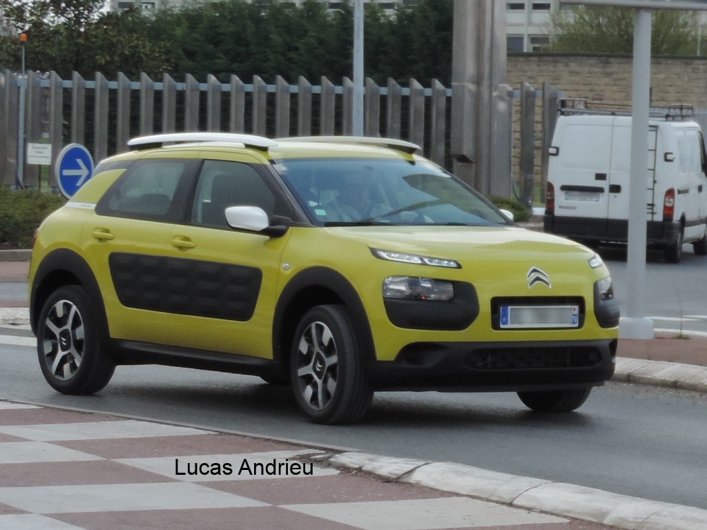 2014 - [Citroën] C4 Cactus [E3] - Page 32 C4c11