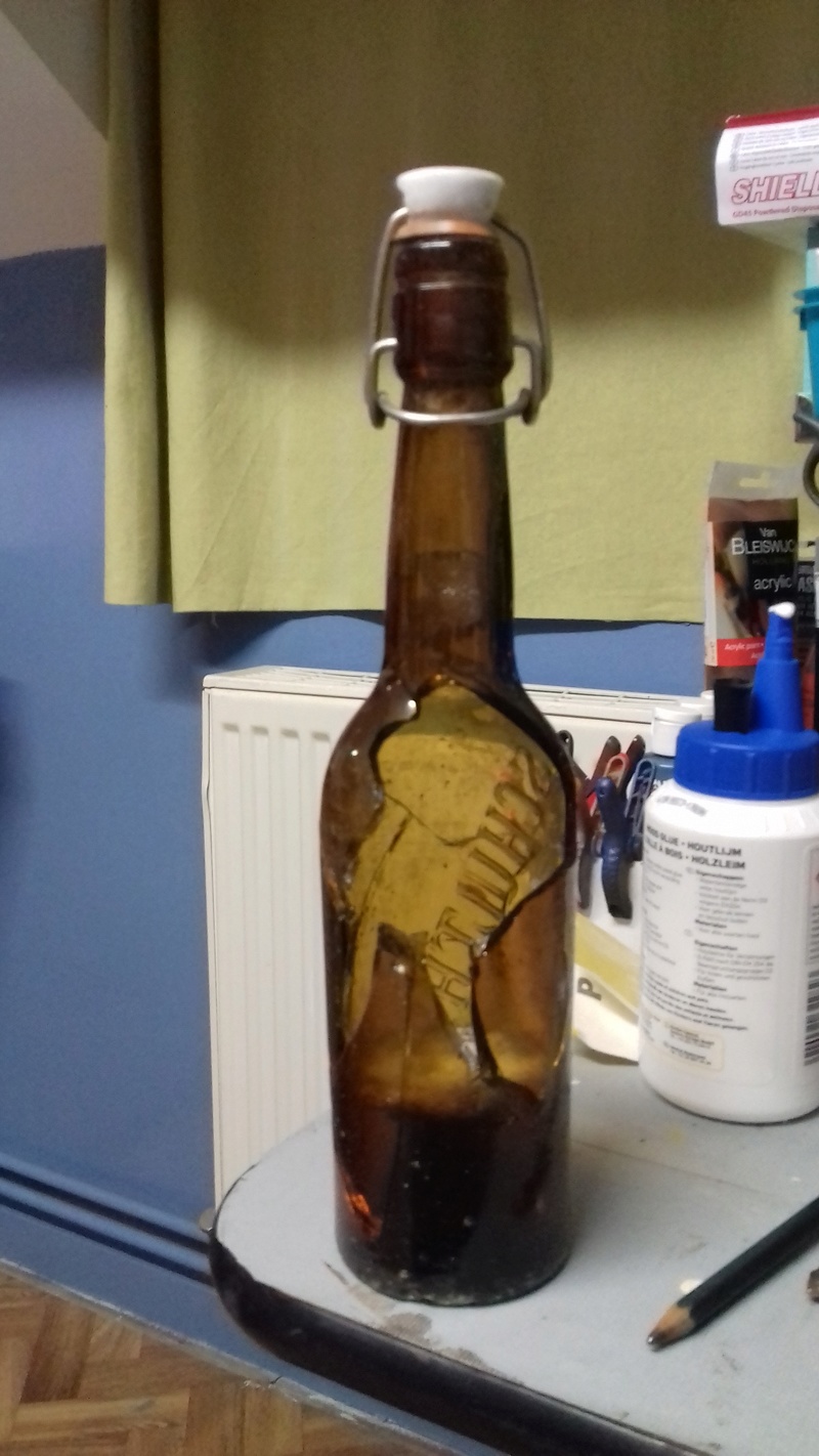 soldat allemand dans une bouteille de bière 20170469