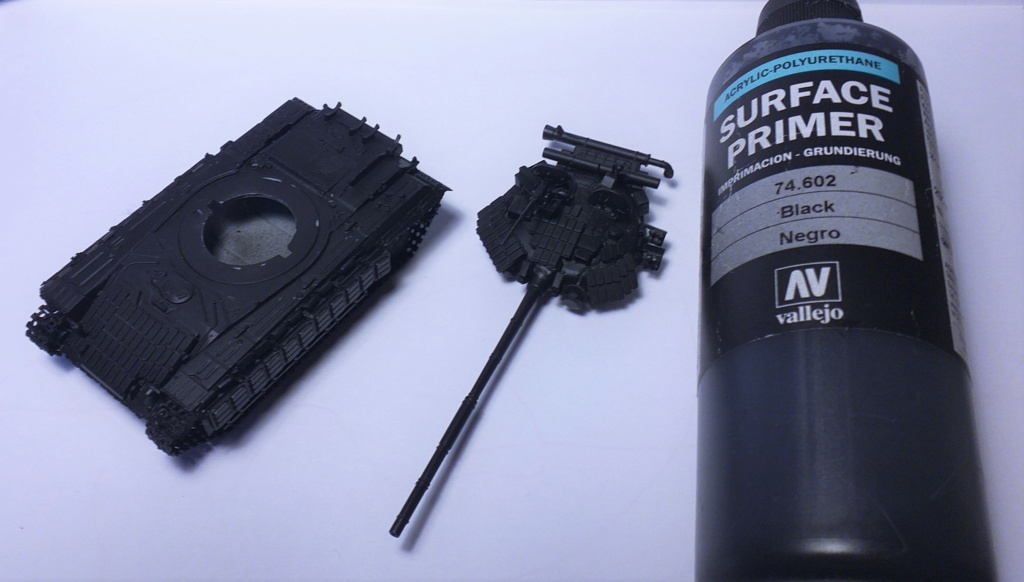 * 1/72    T-64 BV      Modelcollect  20211065