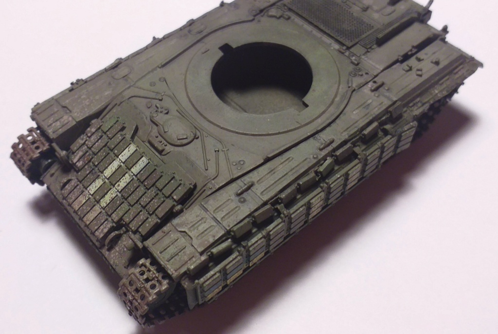* 1/72    T-64 BV      Modelcollect  20211092