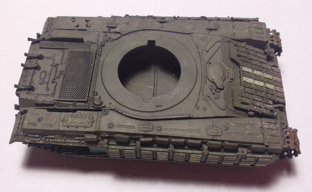 * 1/72    T-64 BV      Modelcollect  20211093