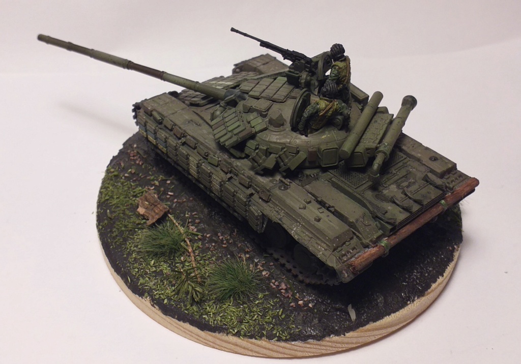 * 1/72    T-64 BV      Modelcollect  20211122