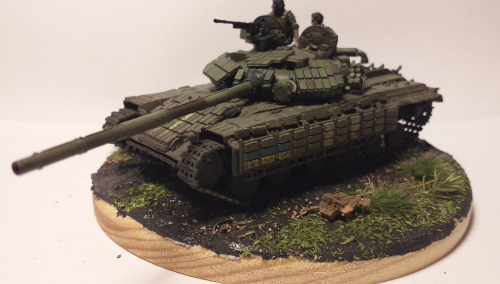 * 1/72    T-64 BV      Modelcollect  20211123