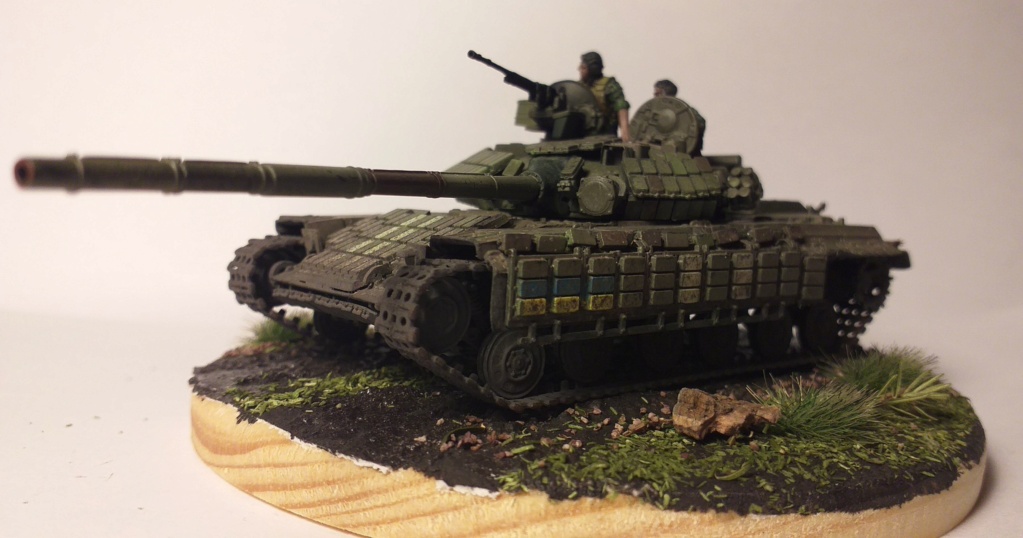 * 1/72    T-64 BV      Modelcollect  20211127