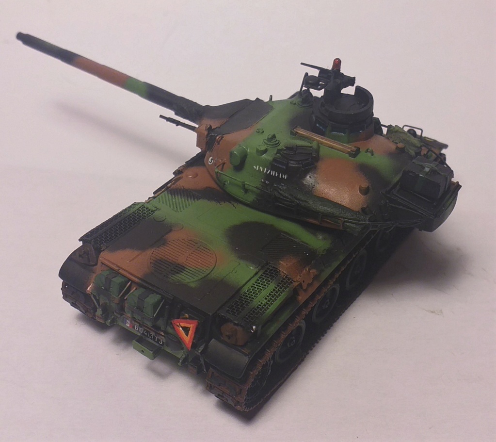 * 1/72    Amx 30B     Heller  20211164