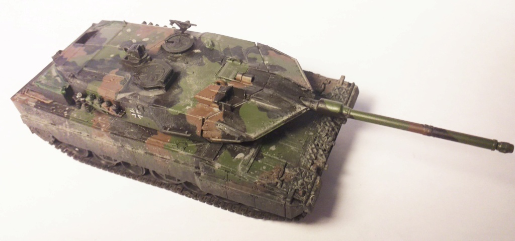 *  1/72       Leopard 2A6     Revell 20220623