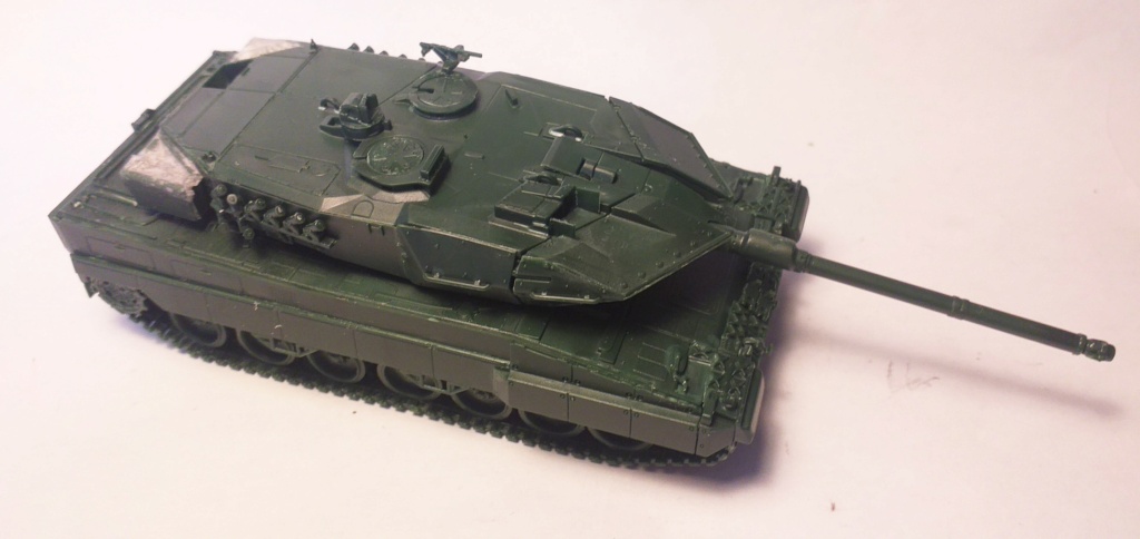 LEOPARD 2 A6 REVELL 1/72 20220626
