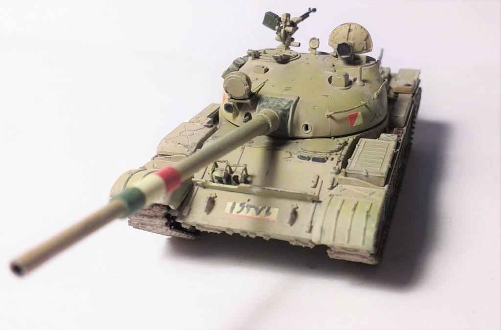 * 1/72   T-62                 Trumpeter  20220721