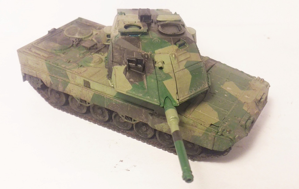 1/72 STRV122 REVELL 20221049