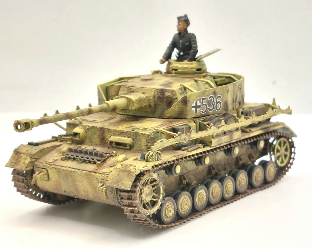 * 1/72 Panzer IV Zvezda  20231030