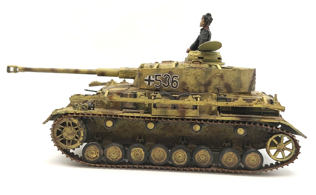 1/72 Panzer IV Zvezda  20231033