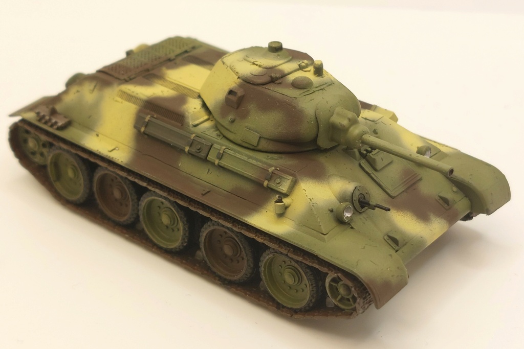 1/72 - KMDB T34/76  MODELE 1940 - UM - EN COURS 20241010