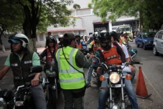 ¿Por qué centenares de motorizados quieren ir a territorio colombiano?  Mandar12