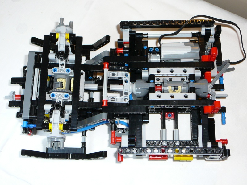 Der Unimog von LEGO-Technik P1140316