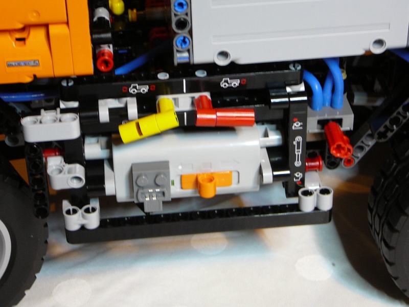 Der Unimog von LEGO-Technik P1140411