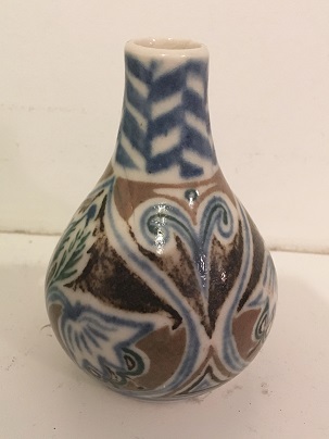 Seraphine Pick vase and Beresford Pick plate Seraph14