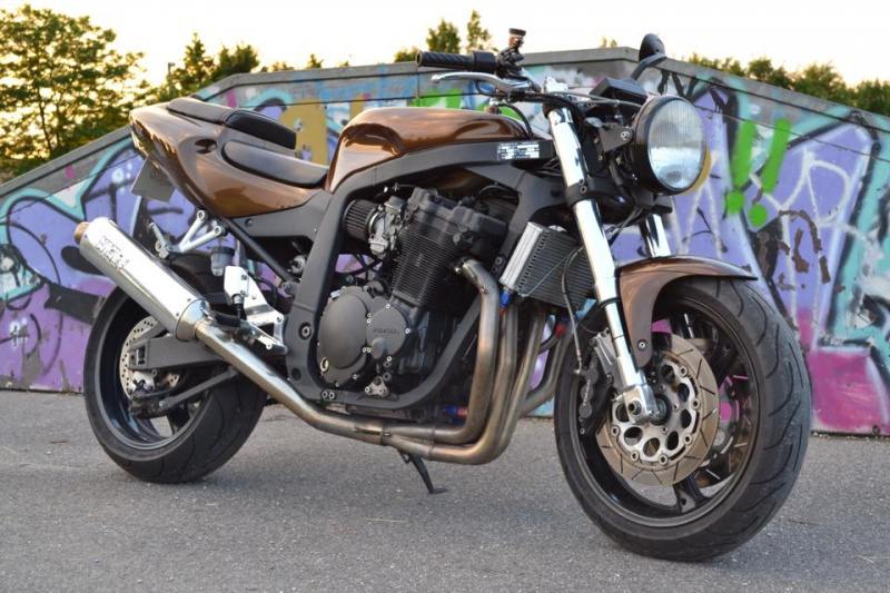 11R SLINGSHOT de street a cafra Img_0810