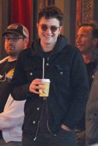 ROB SHOOTING AT PANTAGES THEATRE 31 MARCH Life3417