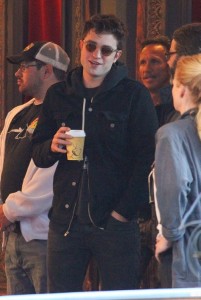 ROB SHOOTING AT PANTAGES THEATRE 31 MARCH Life3418