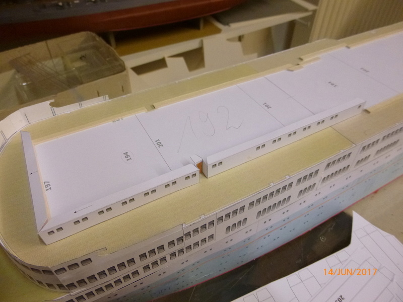 Fertig - SS Rotterdam V Scaldis 1:200  2.Versuch gebaut von Millpet - Seite 2 P1060865