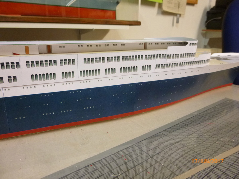 Fertig - SS Rotterdam V Scaldis 1:200  2.Versuch gebaut von Millpet - Seite 2 P1060881