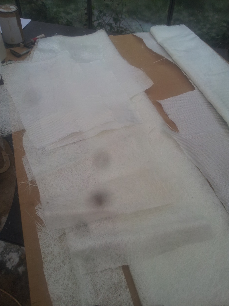 un peu de polyester... et de peinture... et autre... - Page 5 2014-082