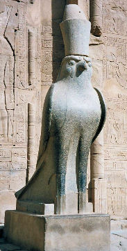 HORUS : Dieu faucon Horus_10