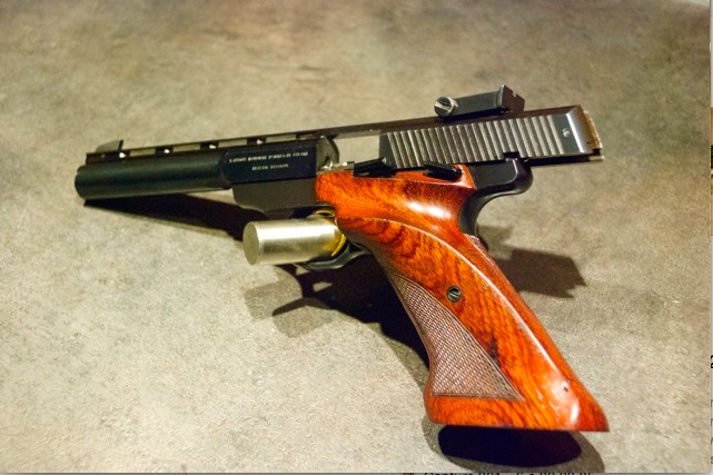 Pistolet S&W 41 arme d'exception trop peu connue Captur64