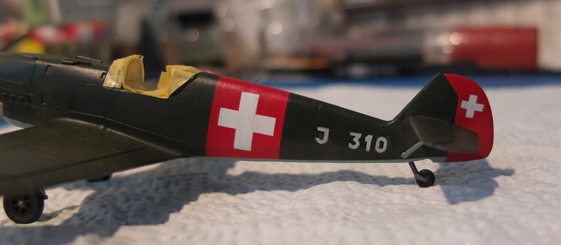 MESSERSCHMITT Bf 109 D La chasse suisse en juin 1940 ... Réf 236 - Page 2 Dscf0715