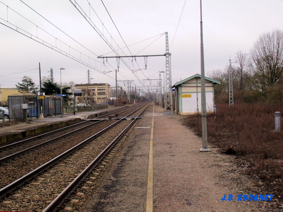 Quizz: Un TGV brûle une gare... St_jor10