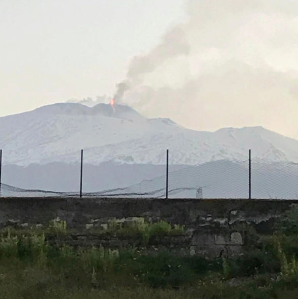 Le spettacolari immagini dell'Etna - Eruzione del 27 - 28 Febbraio 2017 Scherm14