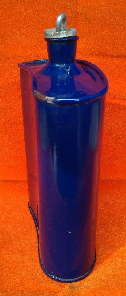 Distinguishing Cobalt Blue Mk VI and Mk VII Water-Bottles 02010