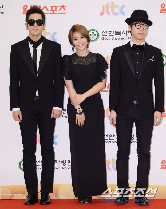 Ailee - The 28th Golden Disk Awards ! 15285310