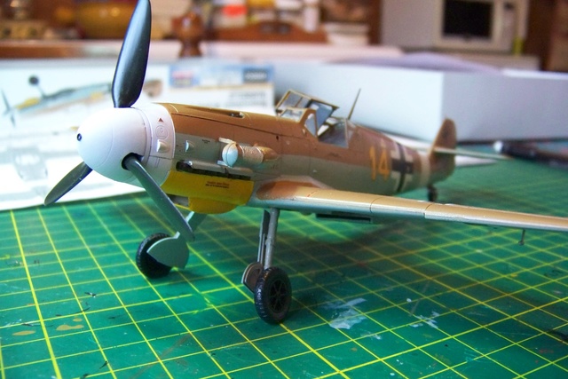 1/48 Bf 109 G2" le dernier vol 30/09/1942 " "der Stern von Afrika" Hasegawa - Page 2 493110