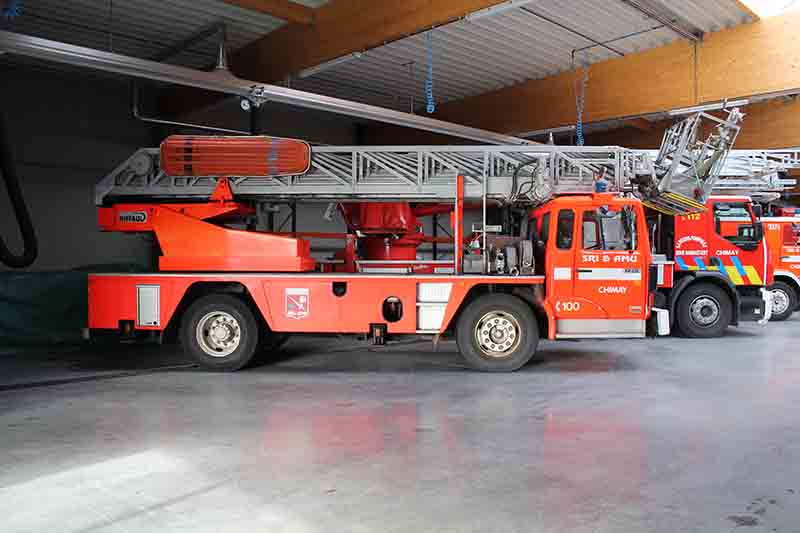 camion matériel objet photografier dans la caserne des pompiers Img_2217