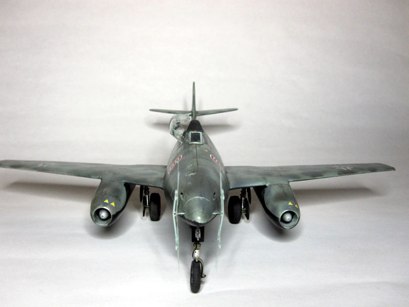 Me262B-1a / Nachtjäger von Italeri in 1:48 Vorne11