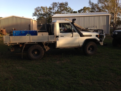 85' 75 series ute Img_6310